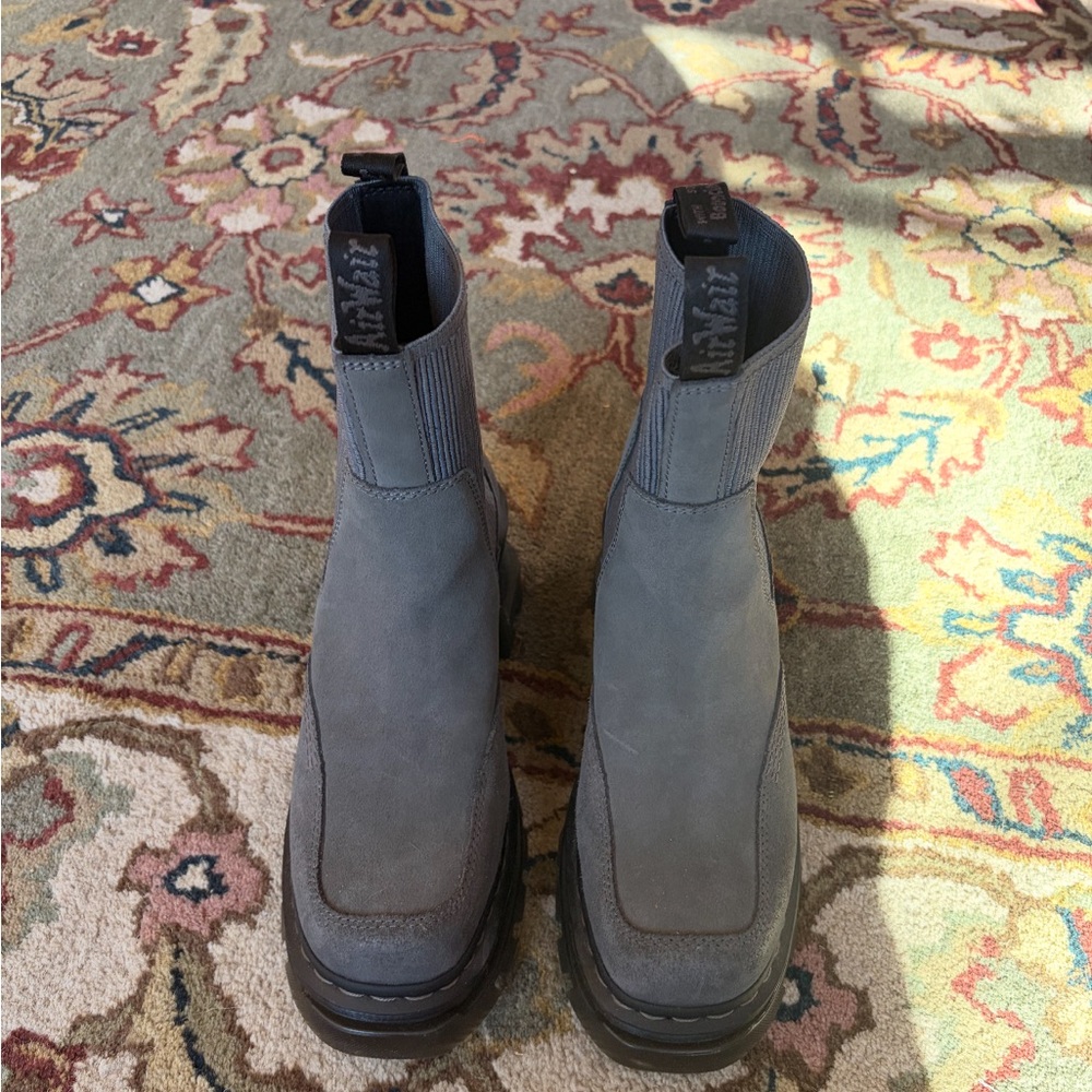 Dr. Martens Corran Chelsea Boots Gunmetal Waxy Suede Platform Women’s 9 EU 41